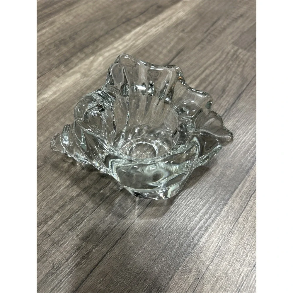 AVON Glass Conch Seashell Votive Candle Holder Animal‎ & Figurines Collection